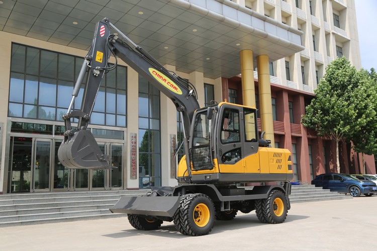 China Coal Group's Newly Developed Intelligent Large Excavator Is Sent To Inner Mongolia