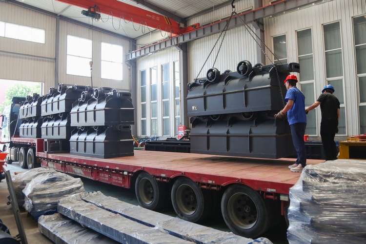 China Coal Group Sent A Batch Of Fixed Mining Trucks And Side-Dump Mining Trucks To Yunnan