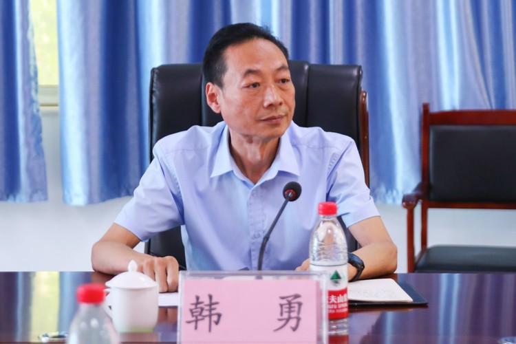 Jining Rencheng NPC Deputies And High-Tech District NPC Deputy Studio Leaders Visit China Coal Group